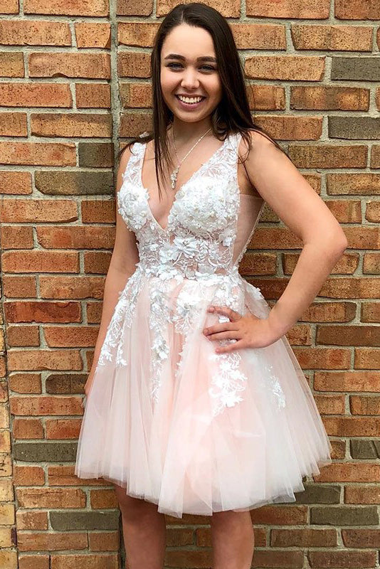 A-line V Neck Tulle Applique Homecoming Dress