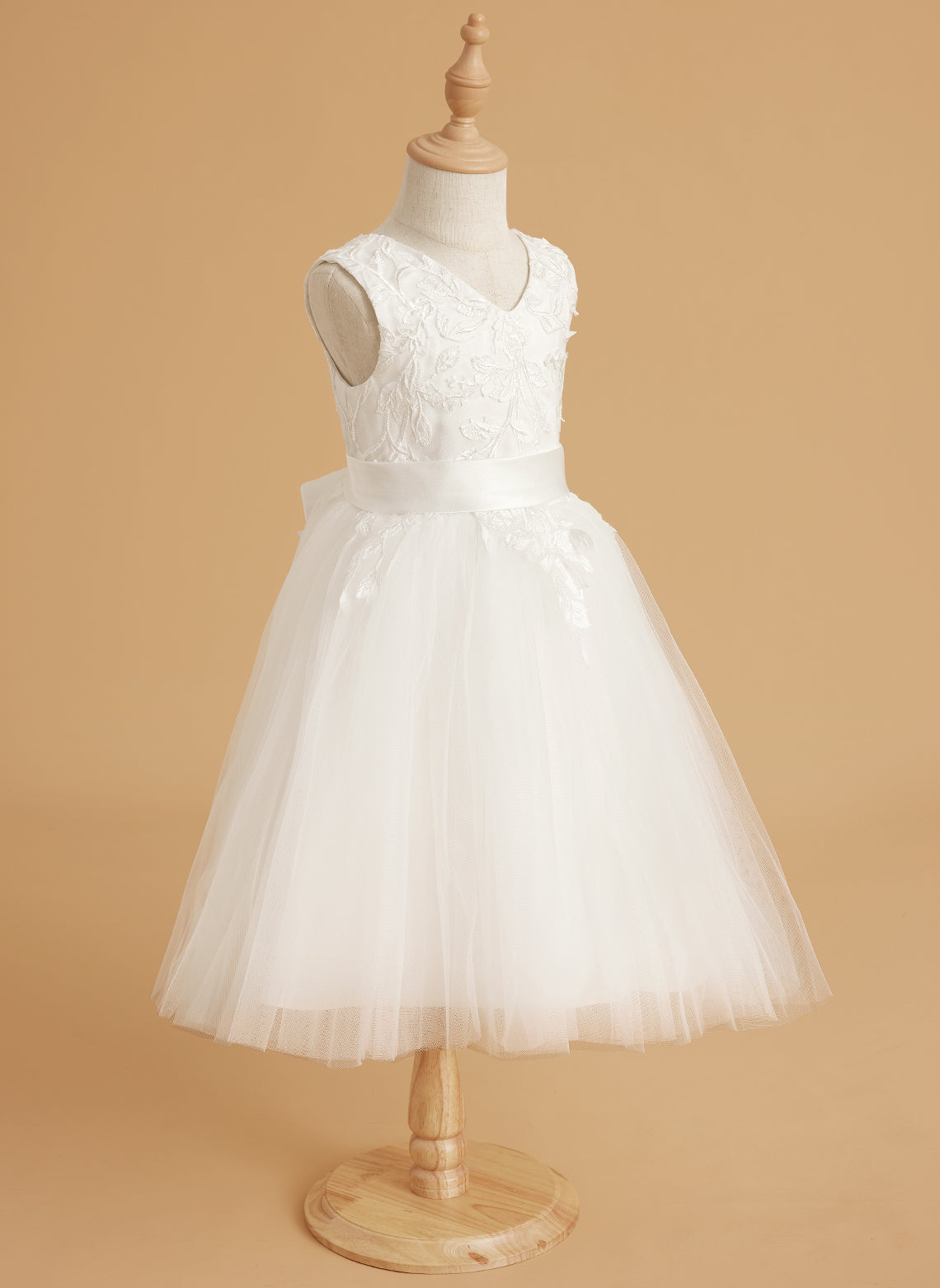 Grace V-neckline Lace Tulle Flower Girl Dress