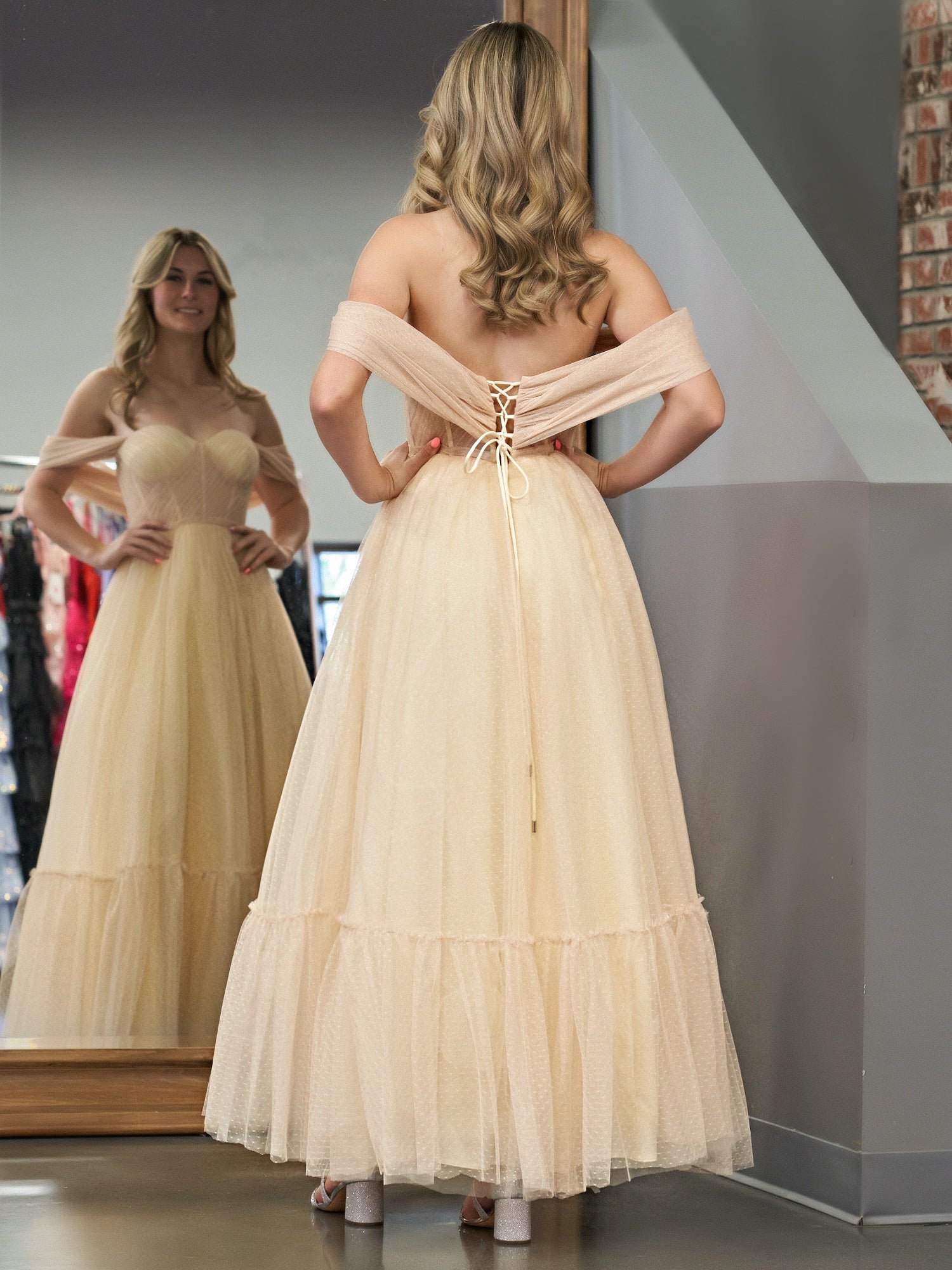Champagne A-Line Tulle Sweetheart Tea-Length Prom Dress