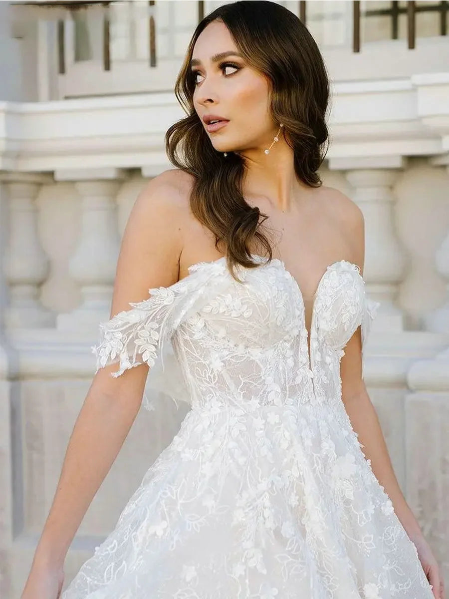 Sweetheart Off the Shoulder A-Line Tulle Lace Applique With Tulle Train Wedding Dress
