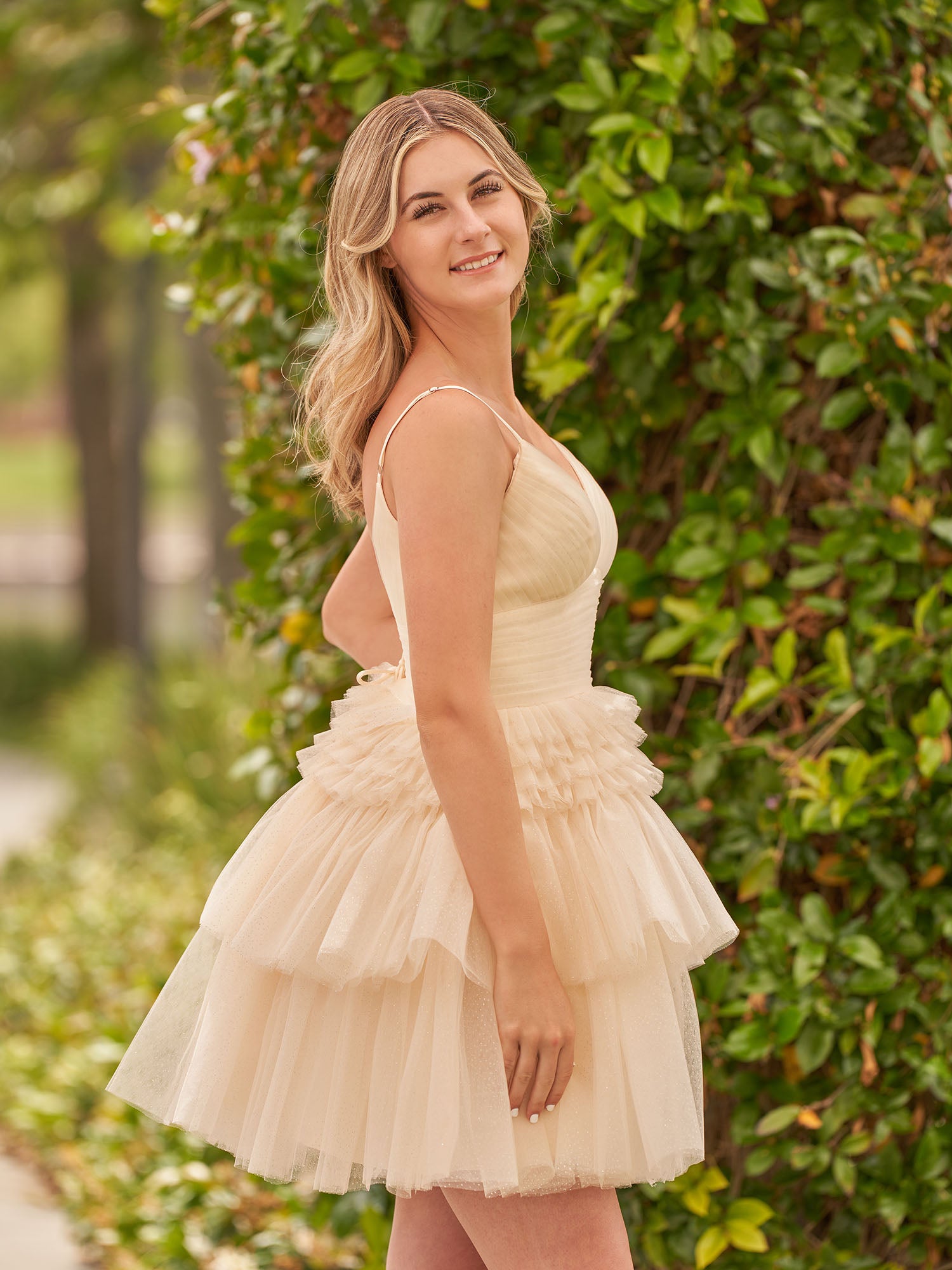 Pink A-Line Deep V Neck Tulle Tiered Homecoming Dresses