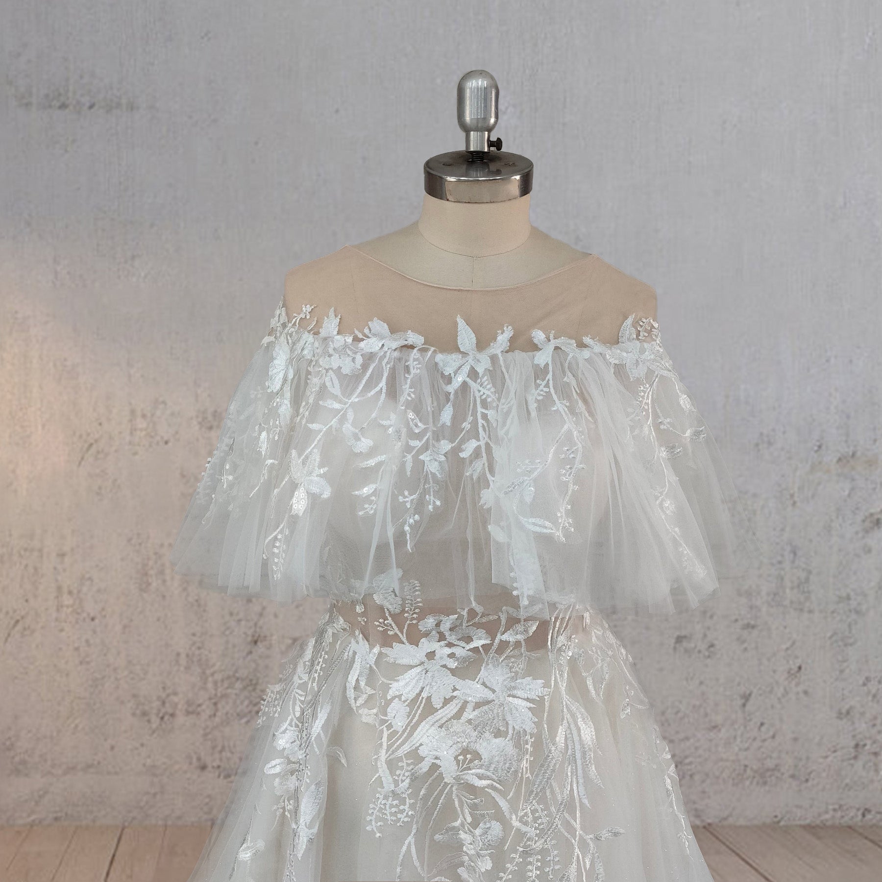 A-Line Lace Button Covered Back Tulle Wedding Dress