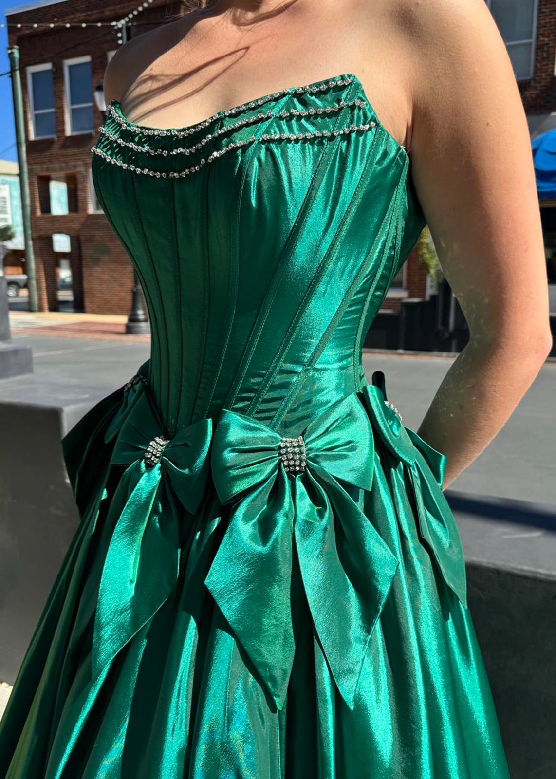 A-Line Black Scoop Neck Satin Long Prom Dresses with Bow Knots