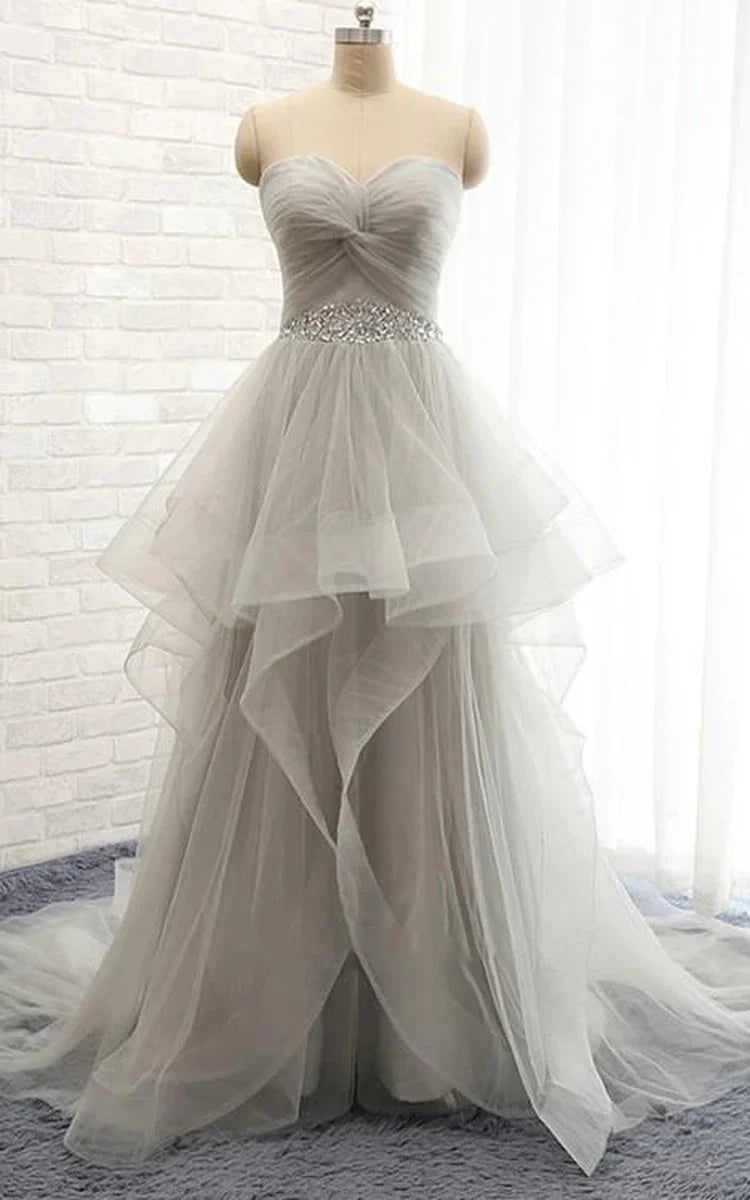 Elegant A-line Sweetheart Lace-Up Sleeveless Wedding Dresses with Beading