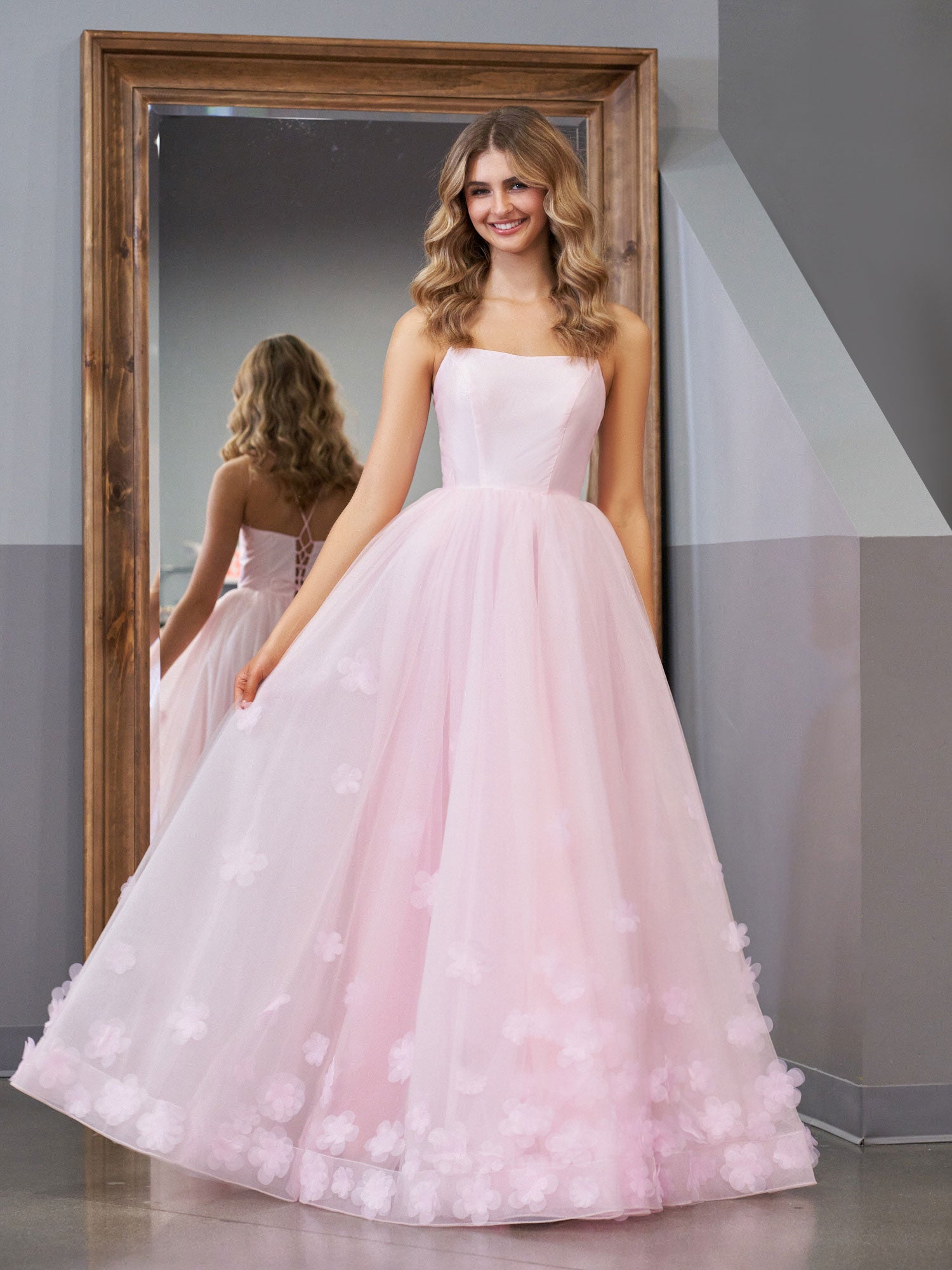 Pink A-line Spaghetti Straps Tulle Prom Dress
