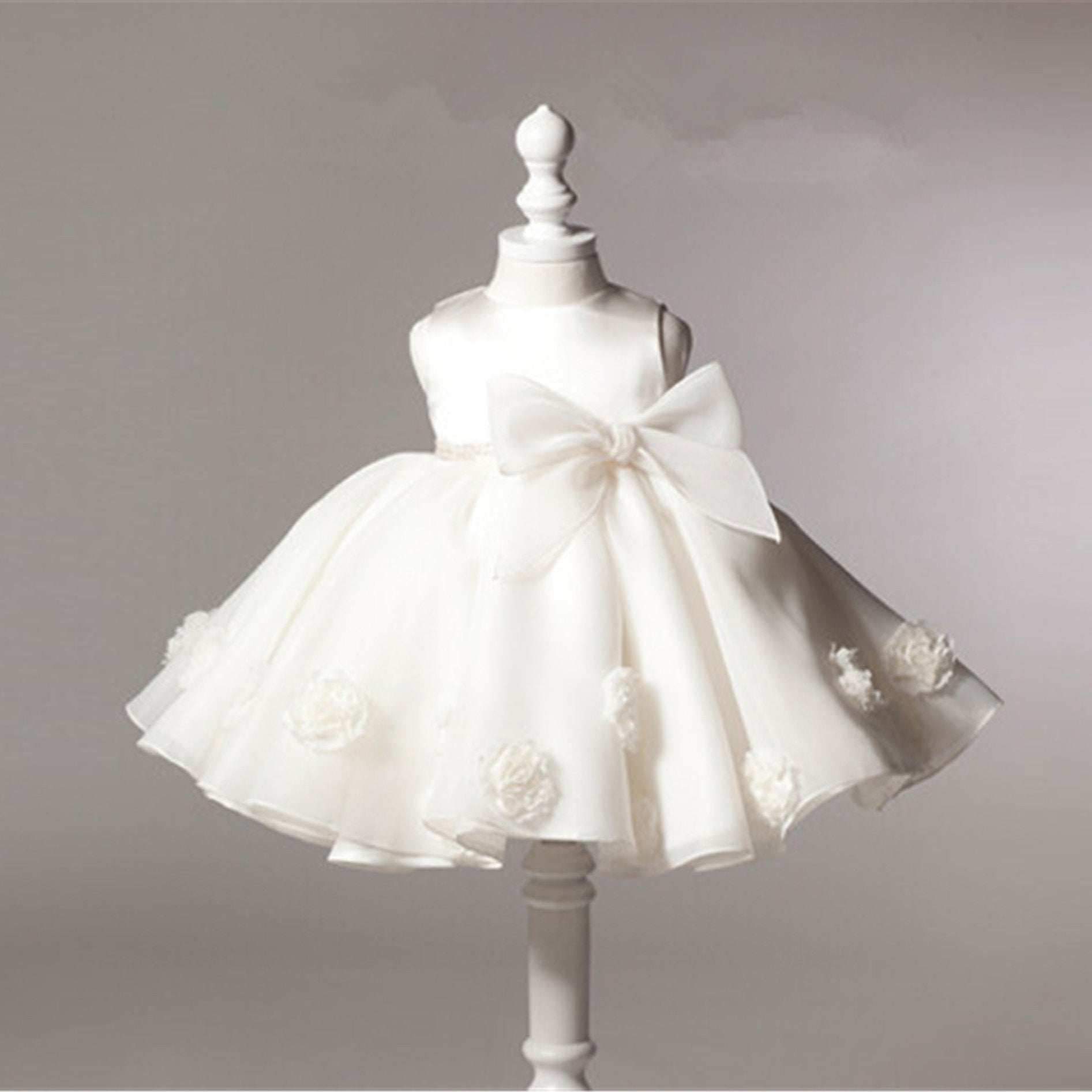 Luna Simple Organza Flower Girl Dress