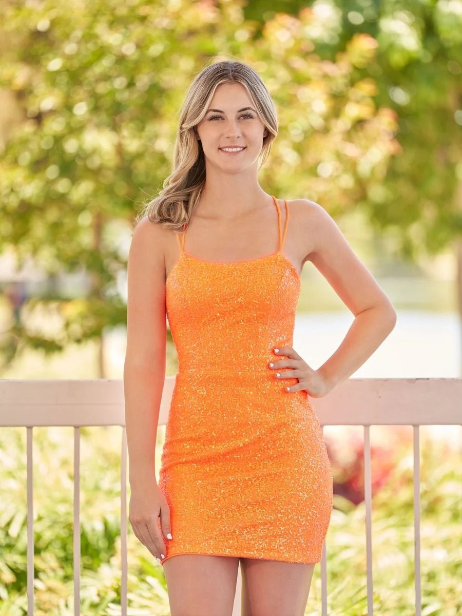 Esme |Bodycon Scoop Neck Sequins Homecoming Dress - KissProm