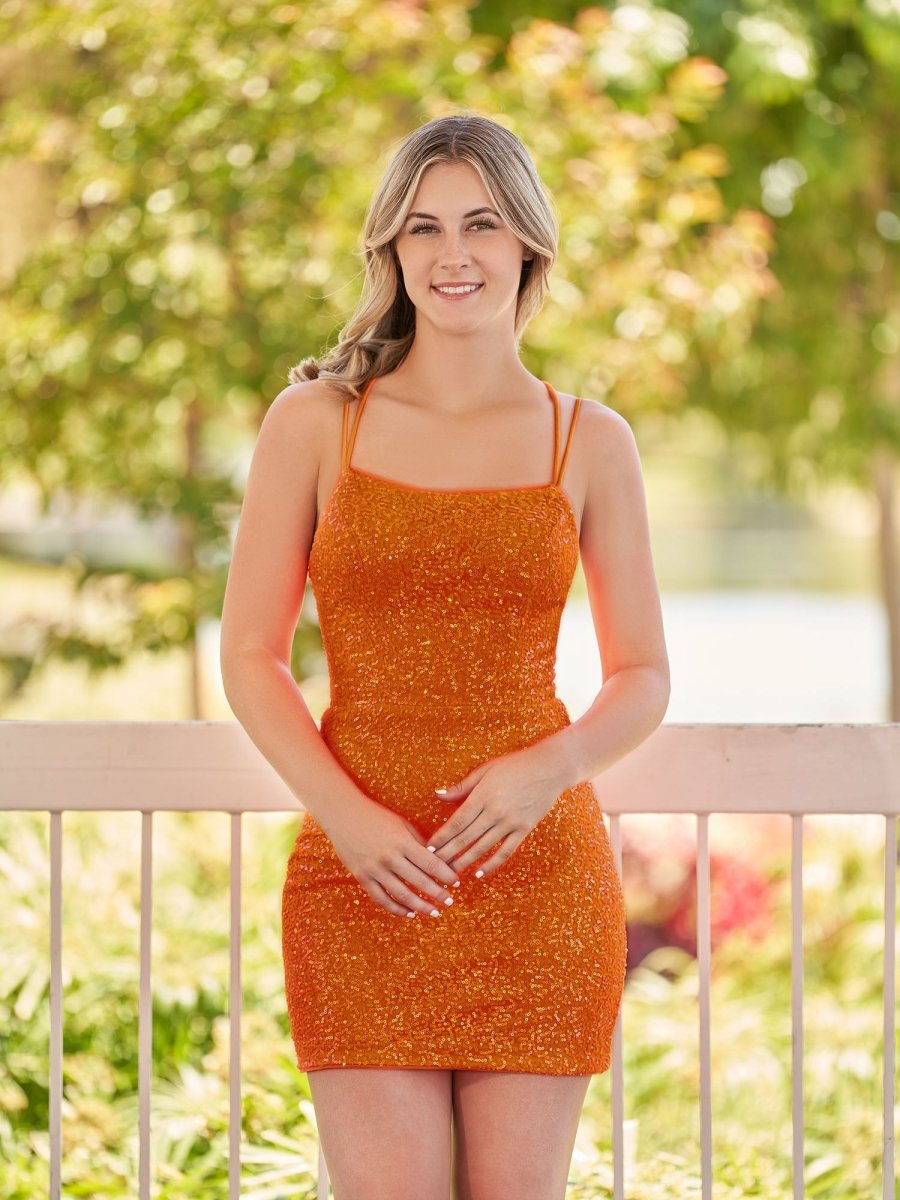 Esme |Bodycon Scoop Neck Sequins Homecoming Dress - KissProm