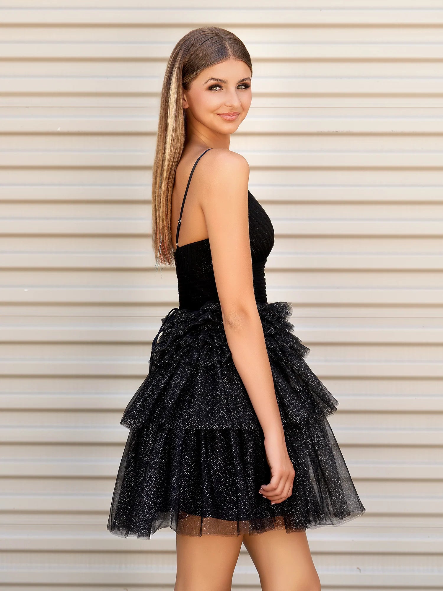 Pink A-Line Deep V Neck Tulle Tiered Homecoming Dresses