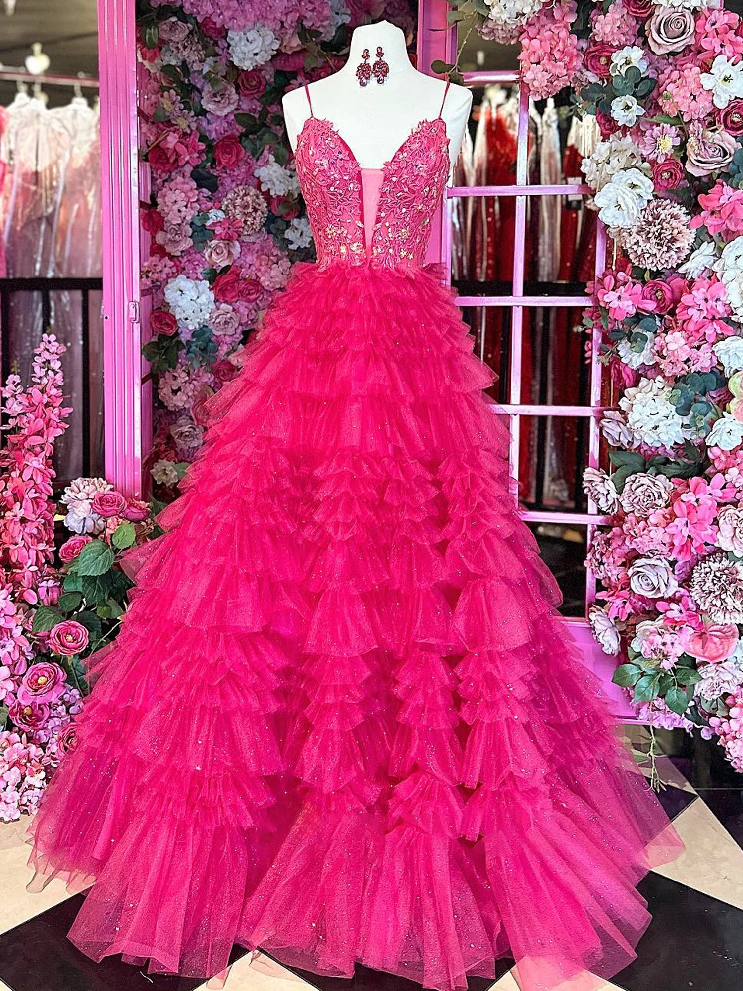 Lace Applique Tiered Ruffles Tulle Long Prom Dress