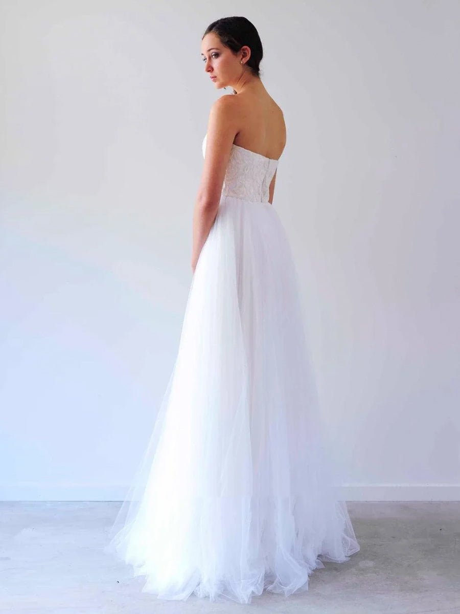 KissDress-V Neck Sleeveless A-Line Long Tulle Backless White Wedding Dress