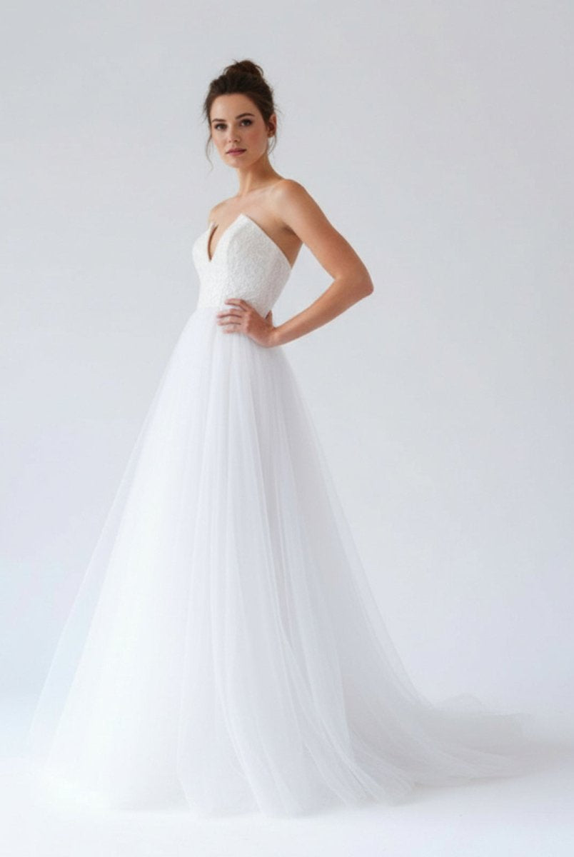 KissDress-V Neck Sleeveless A-Line Long Tulle Backless White Wedding Dress