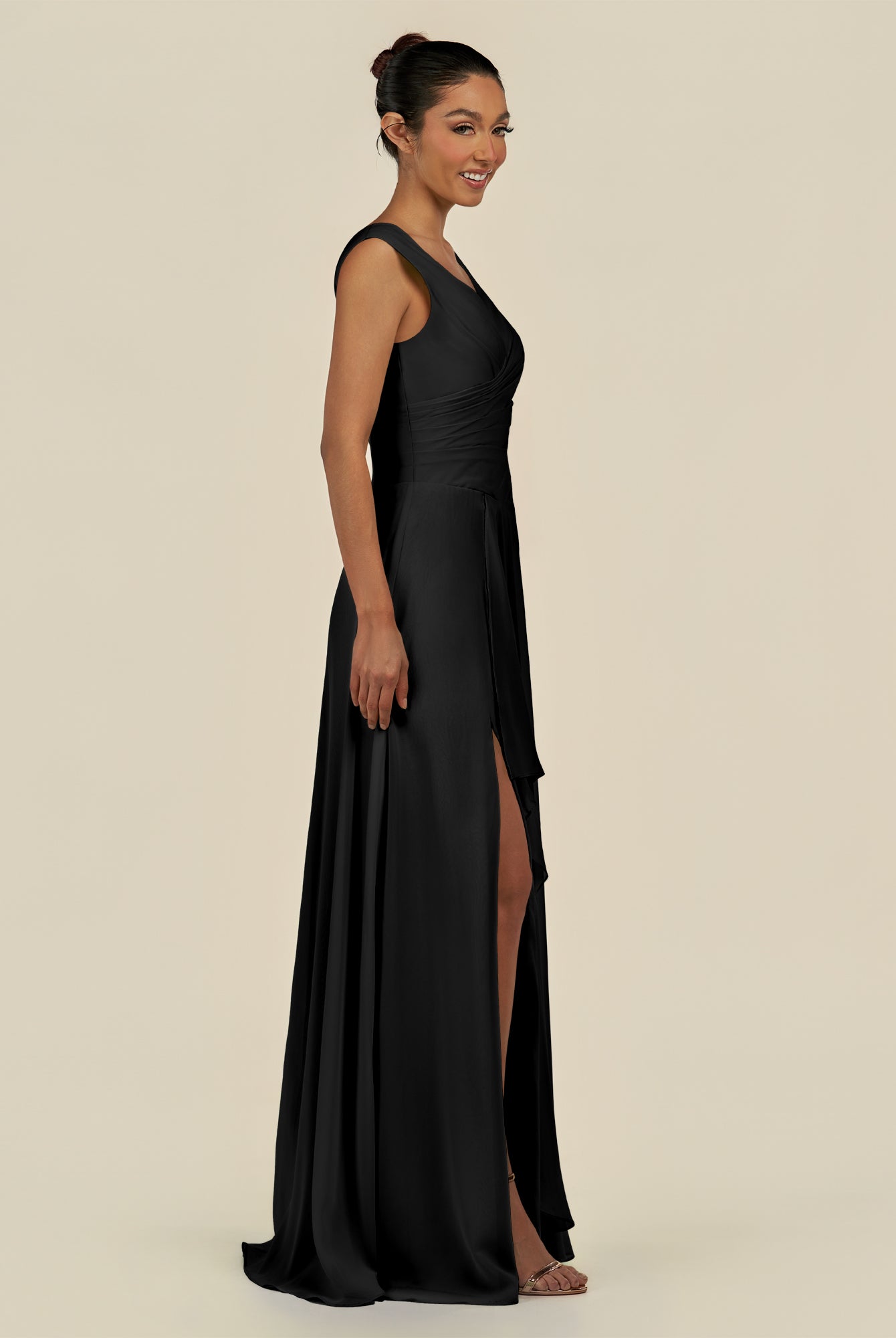 KissDress-Saphir Black A Line Chiffon V Neck Ruched Long Bridesmaid Dress with Slit