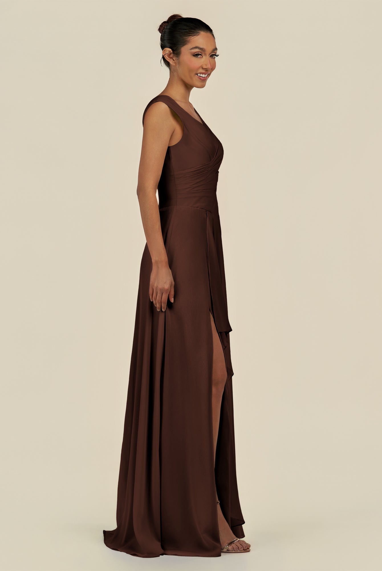 KissDress-Saphir Espresso A Line Chiffon V Neck Ruched Long Bridesmaid Dress with Slit