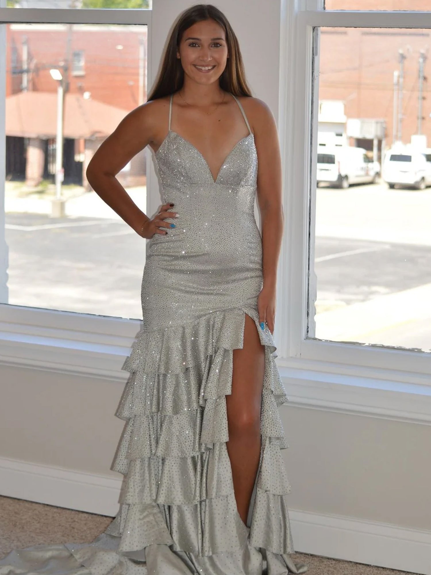 Black V Neck Mermaid Long Prom Dress With Beading