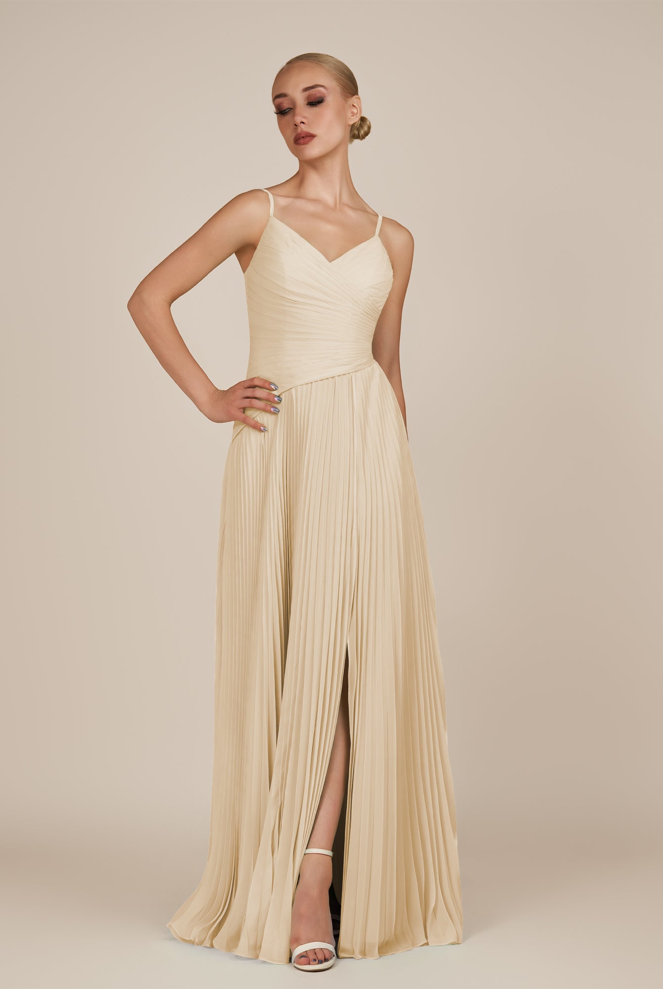 KissDress-Vionnet Champagne A-Line V Neck Pleated Chiffon Long Bridesmaid Dress with Slit