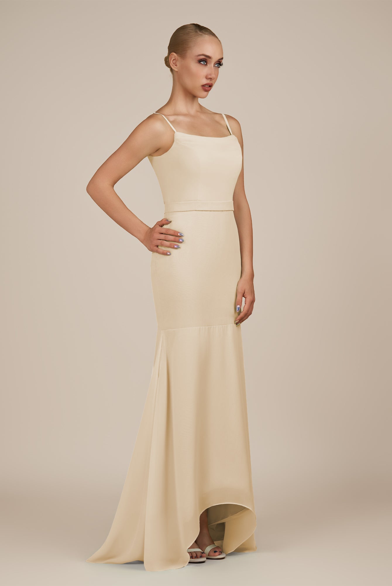 KissDress-Virelai Champagne Sheath Scoop Neck Chiffon Long Bridesmaid Dress