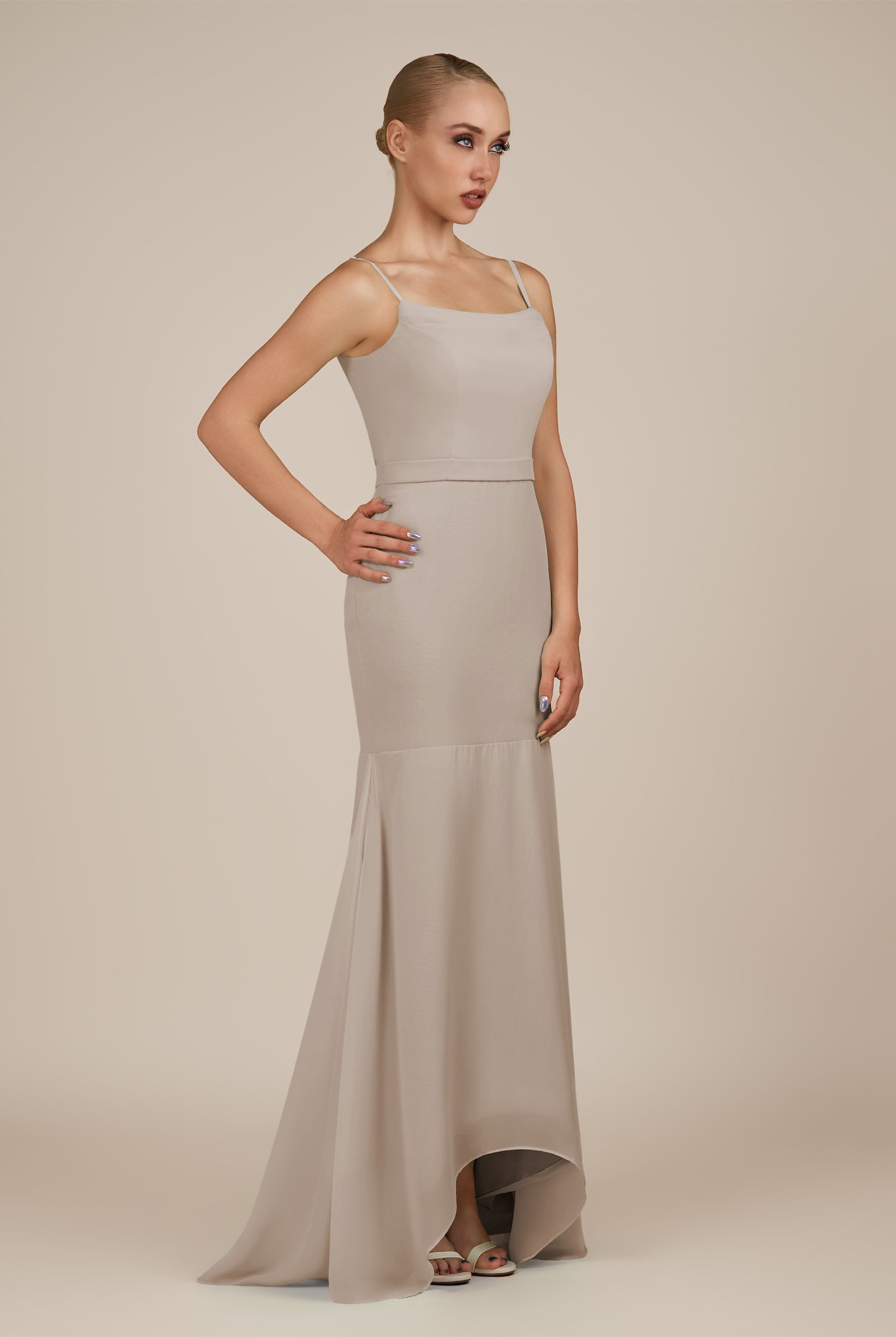 KissDress-Virelai Frost Sheath Scoop Neck Chiffon Long Bridesmaid Dress