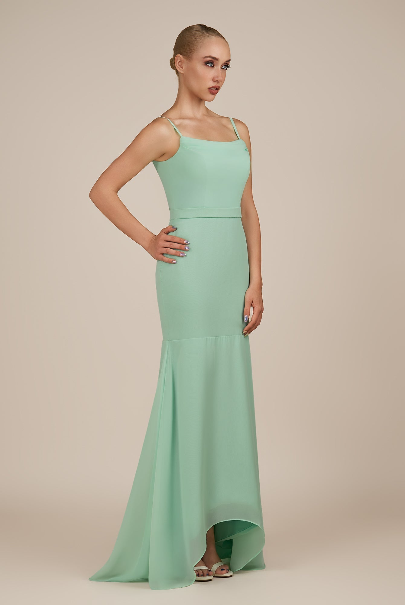 KissDress-Virelai Pale Pistachio Sheath Scoop Neck Chiffon Long Bridesmaid Dress