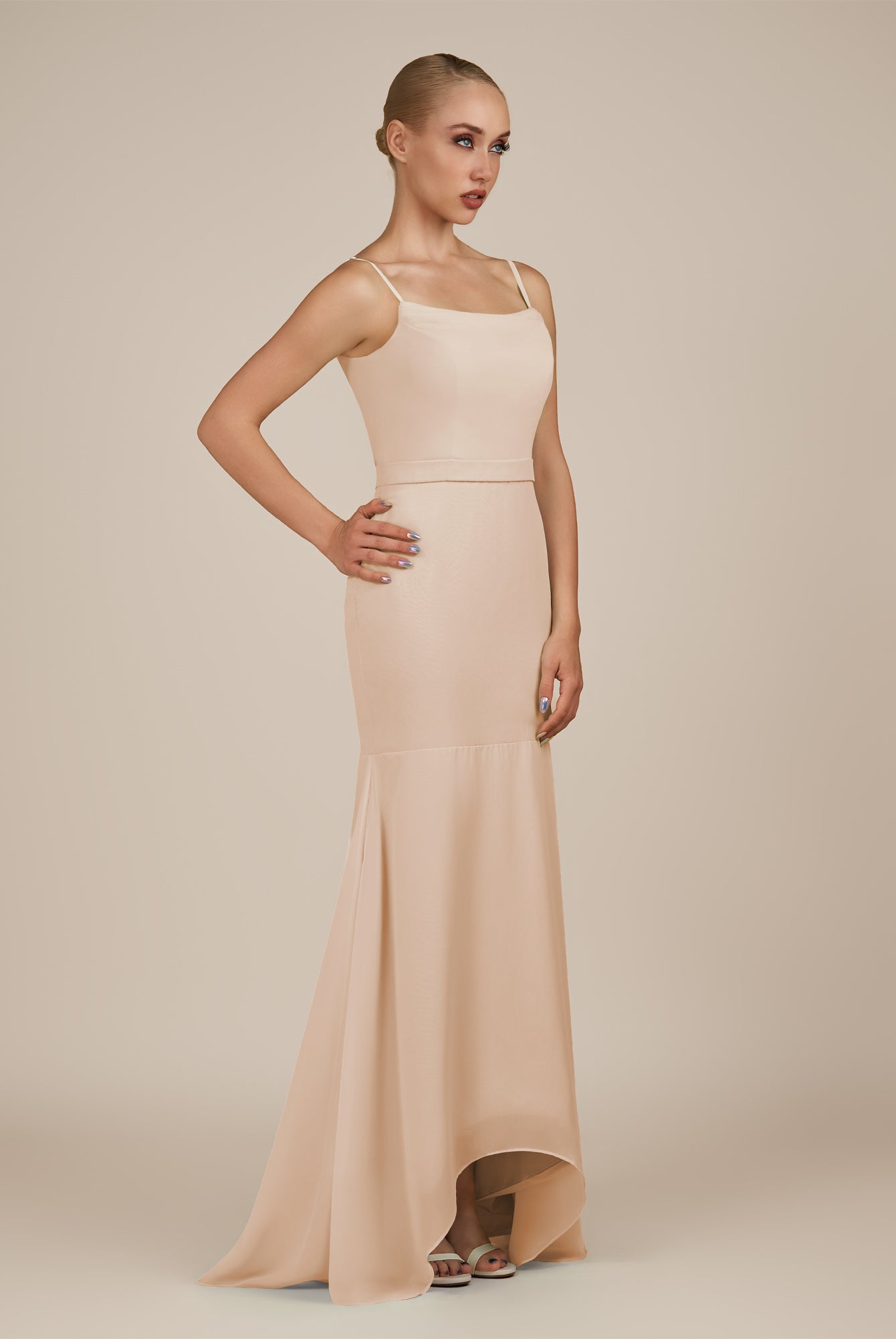 KissDress-Virelai Pale Blush Sheath Scoop Neck Chiffon Long Bridesmaid Dress
