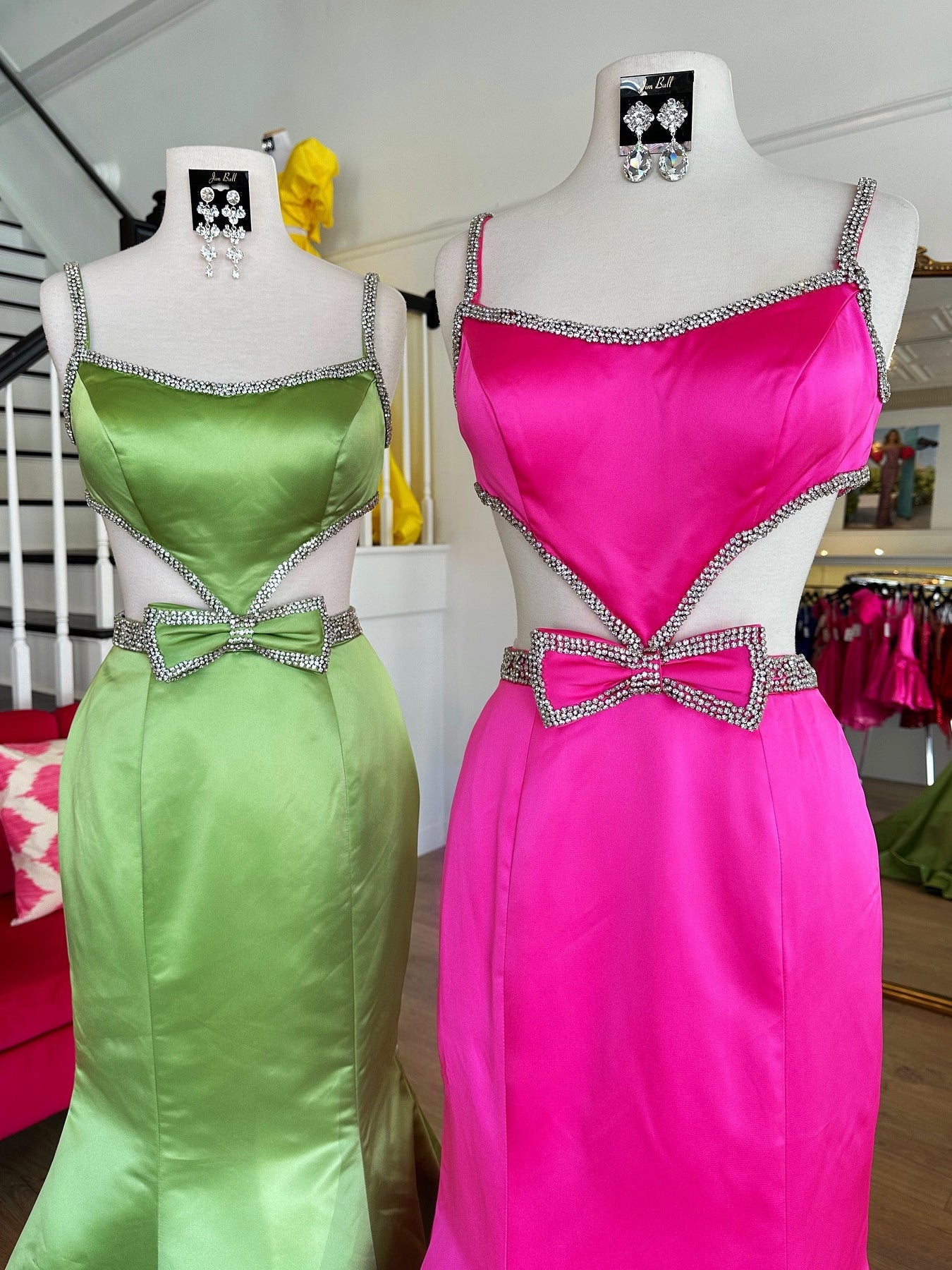 Scoop Neck Mermaid Beaded Long Prom Dress With Bow