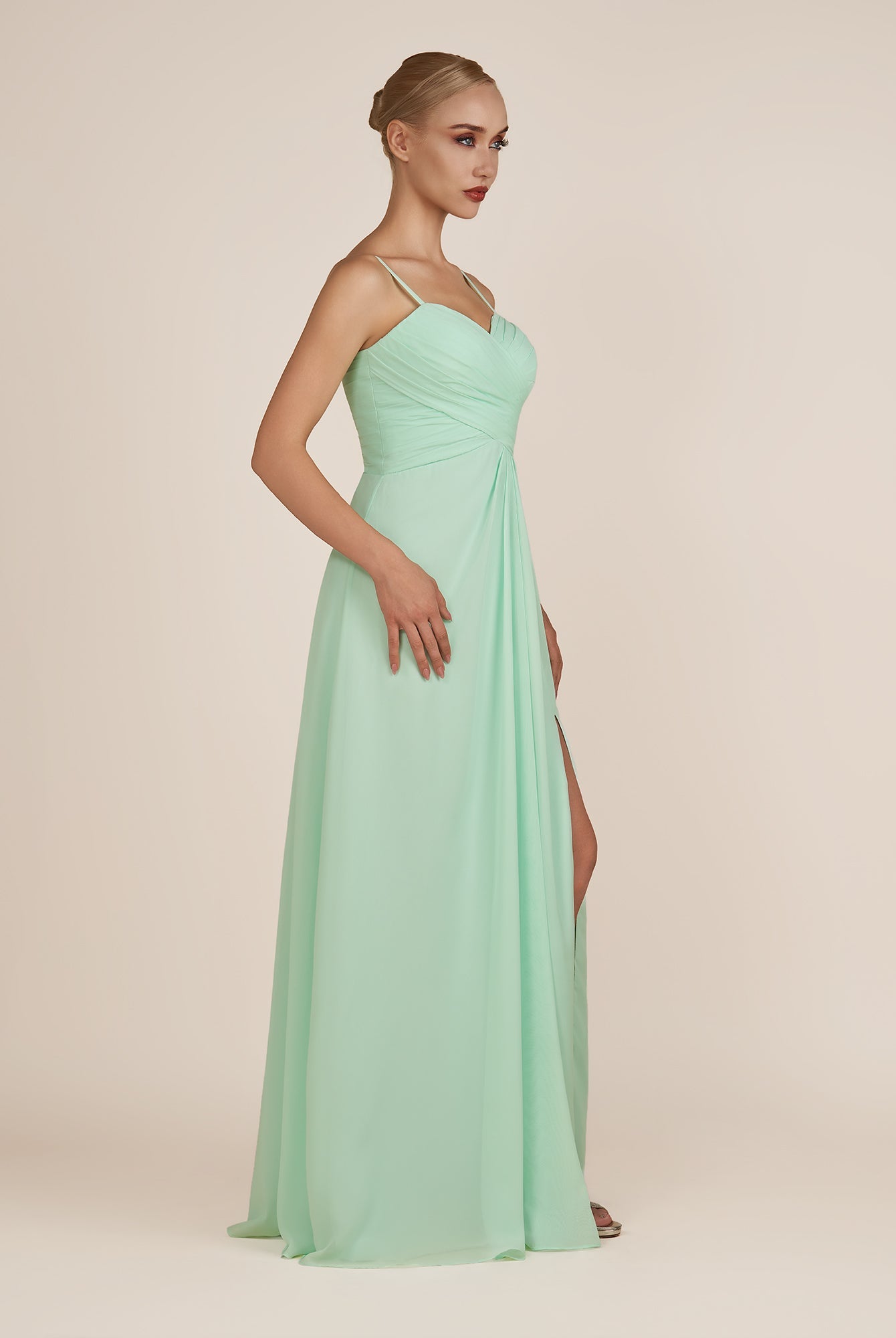 KissDress-Ysolina Pale Pistachio A Line Sweetheart Chiffon Pleated Long Bridesmaid Dress with Slit
