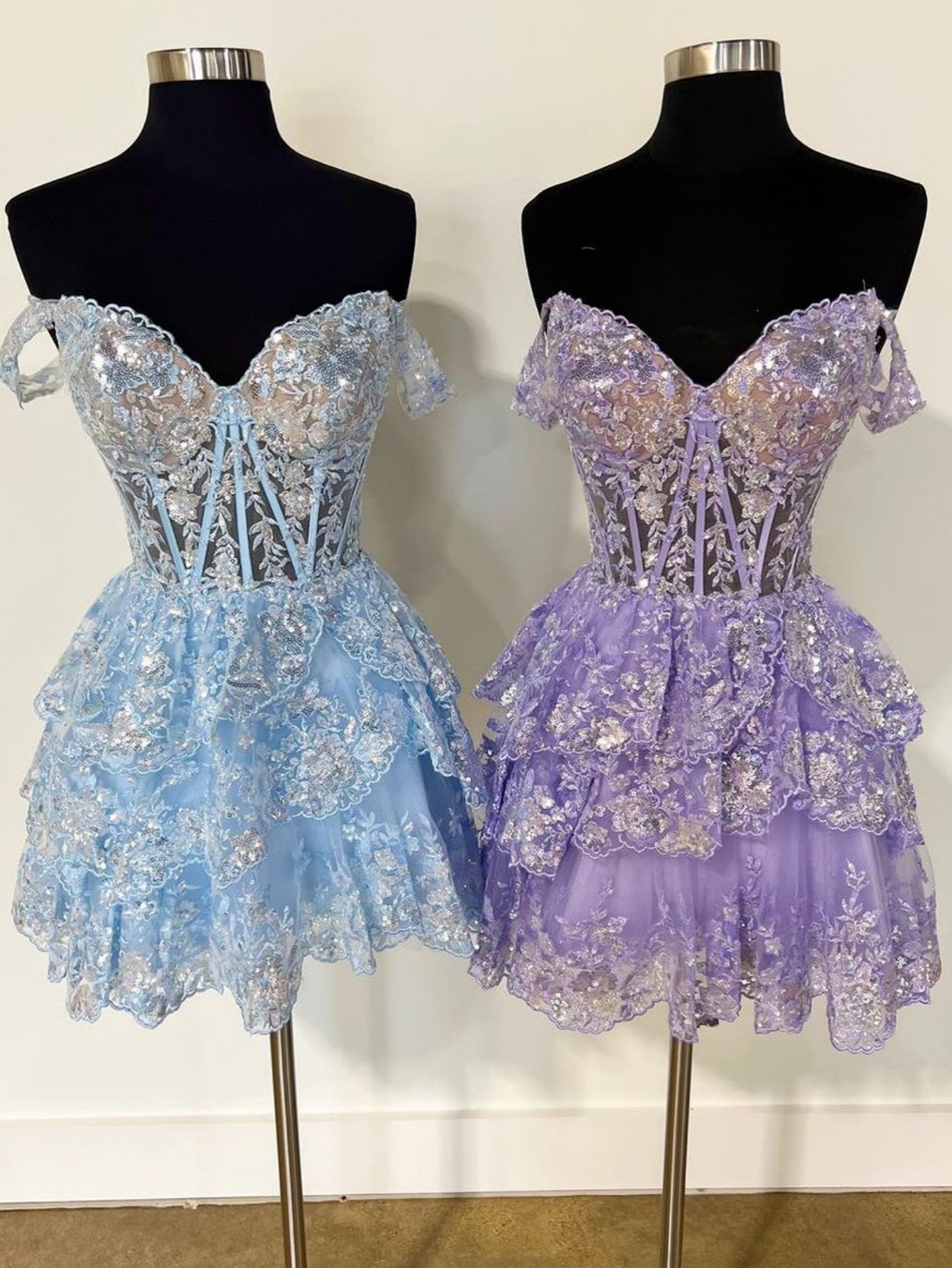 A-Line Navy Blue Sweetheart Tiered Short Homecoming Dress