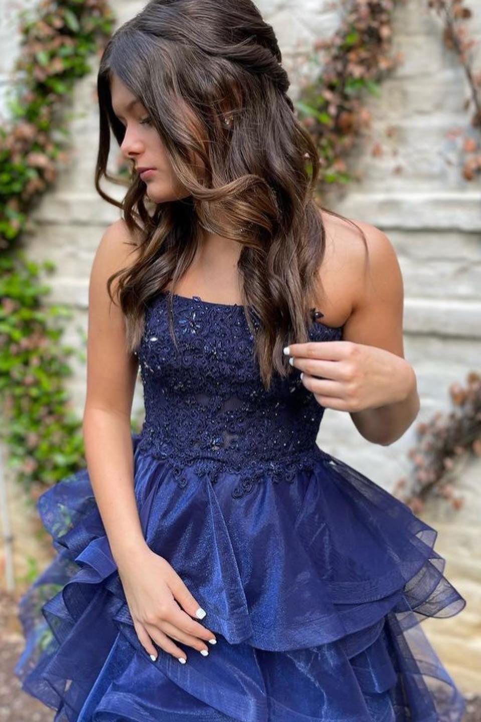 A-line Lace Appliques Organza Short Homecoming Dress