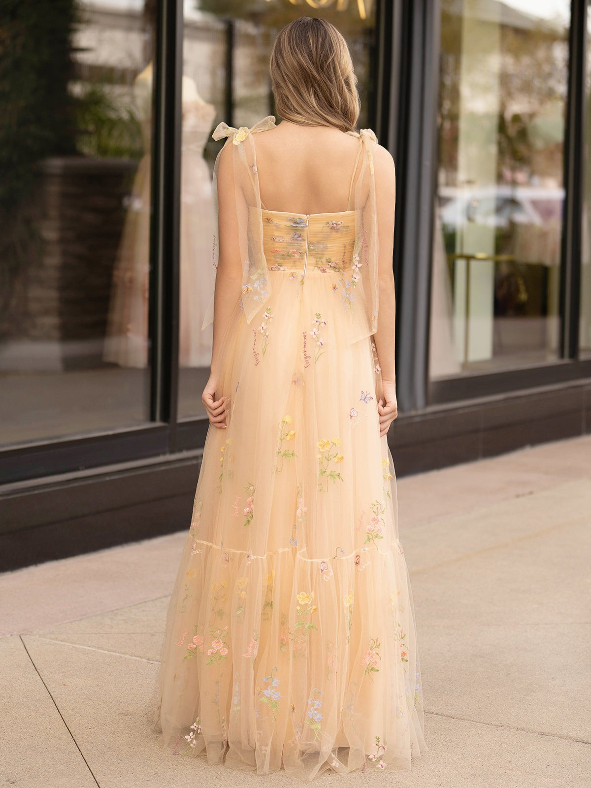 Green A Line Spaghetti Strap Tulle Long Prom Dress With Embroidery
