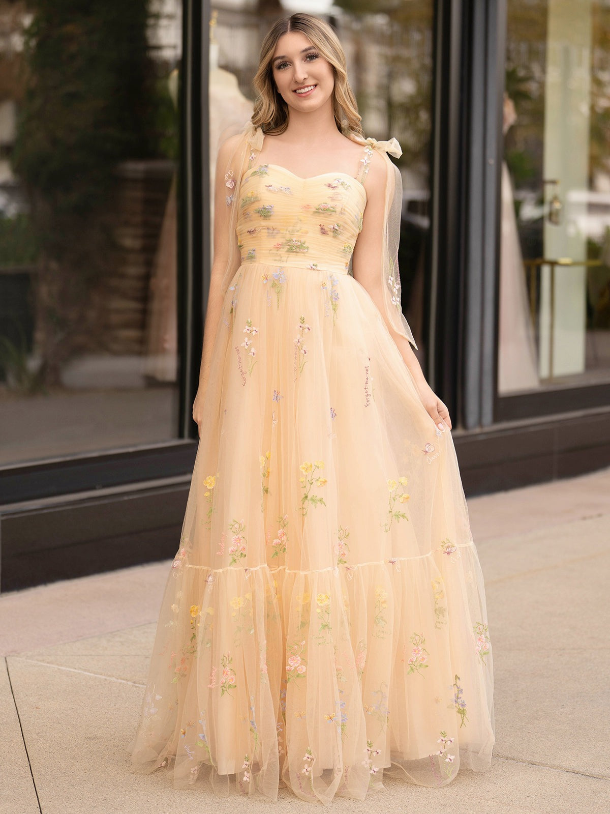 Green A Line Spaghetti Strap Tulle Long Prom Dress With Embroidery