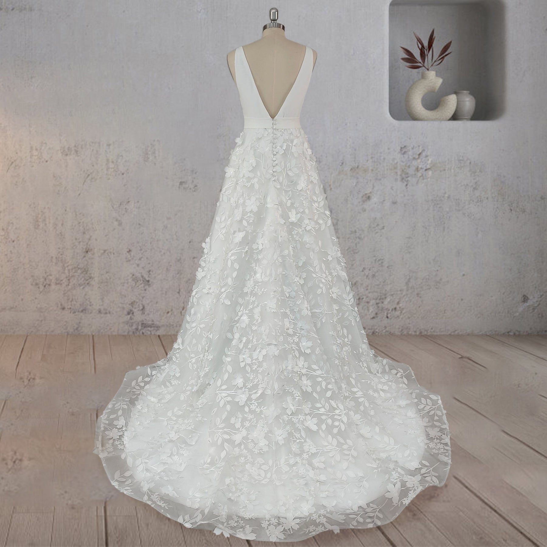 A Line White Tulle Lace Sleeveless Flowers Wedding Dresses