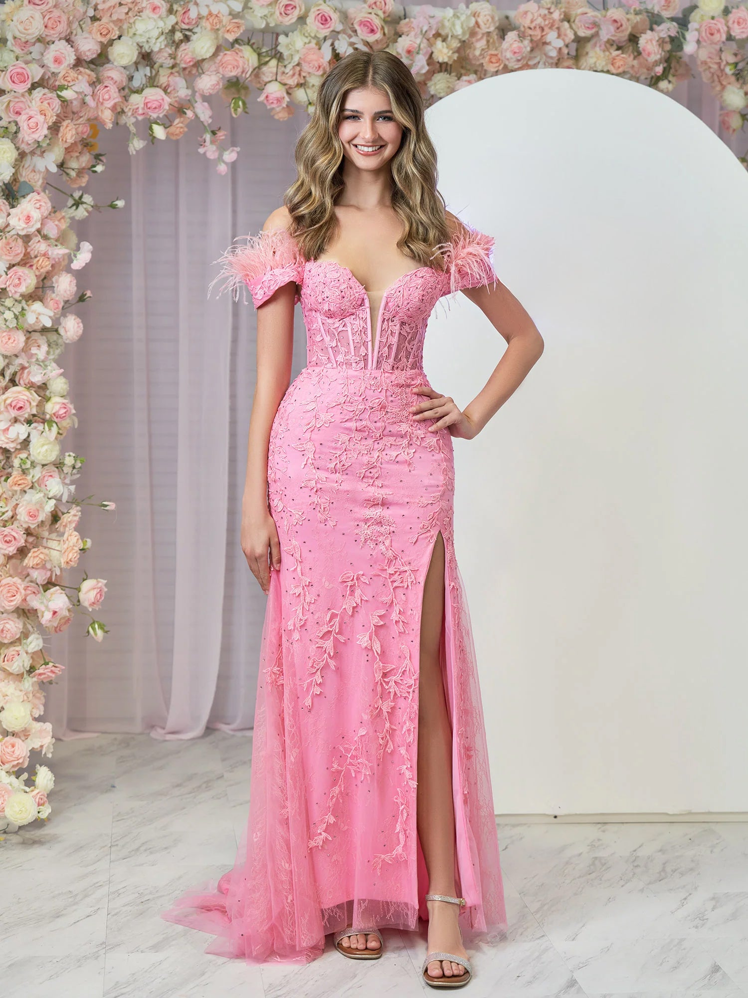 Black Mermaid Deep V Neck Feather Lace Long Prom Dress