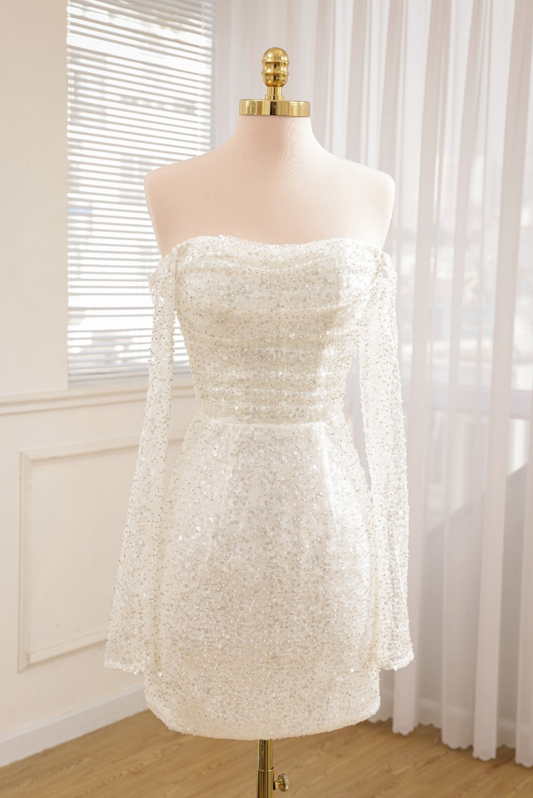 Chic Short Sequined Backless Wedding Dress With Long Detachable Sleeves