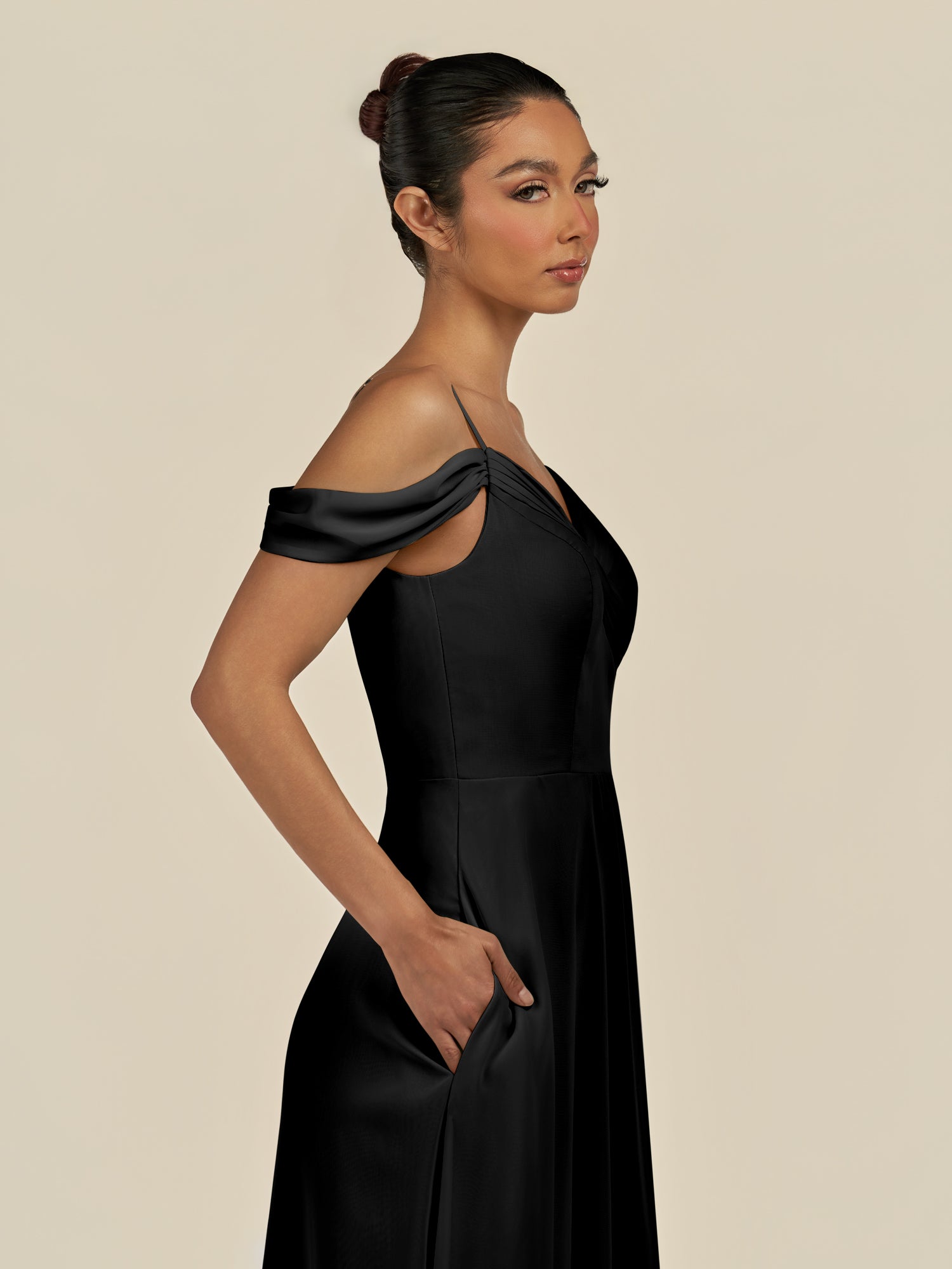 KissDress-Elvani Black A Line Chiffon Off the Shoulder Long Bridesmaid Dress with Pleats