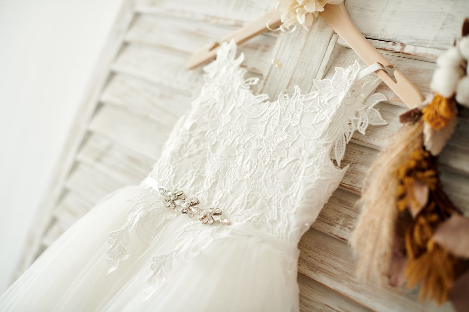 Ivy Lace Tulle Spaghetti Straps Flower Girl Dress