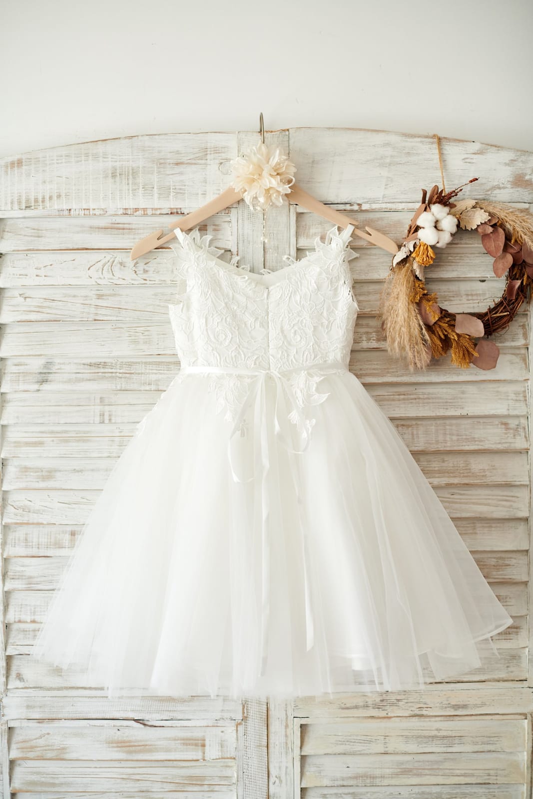 Ivy Lace Tulle Spaghetti Straps Flower Girl Dress