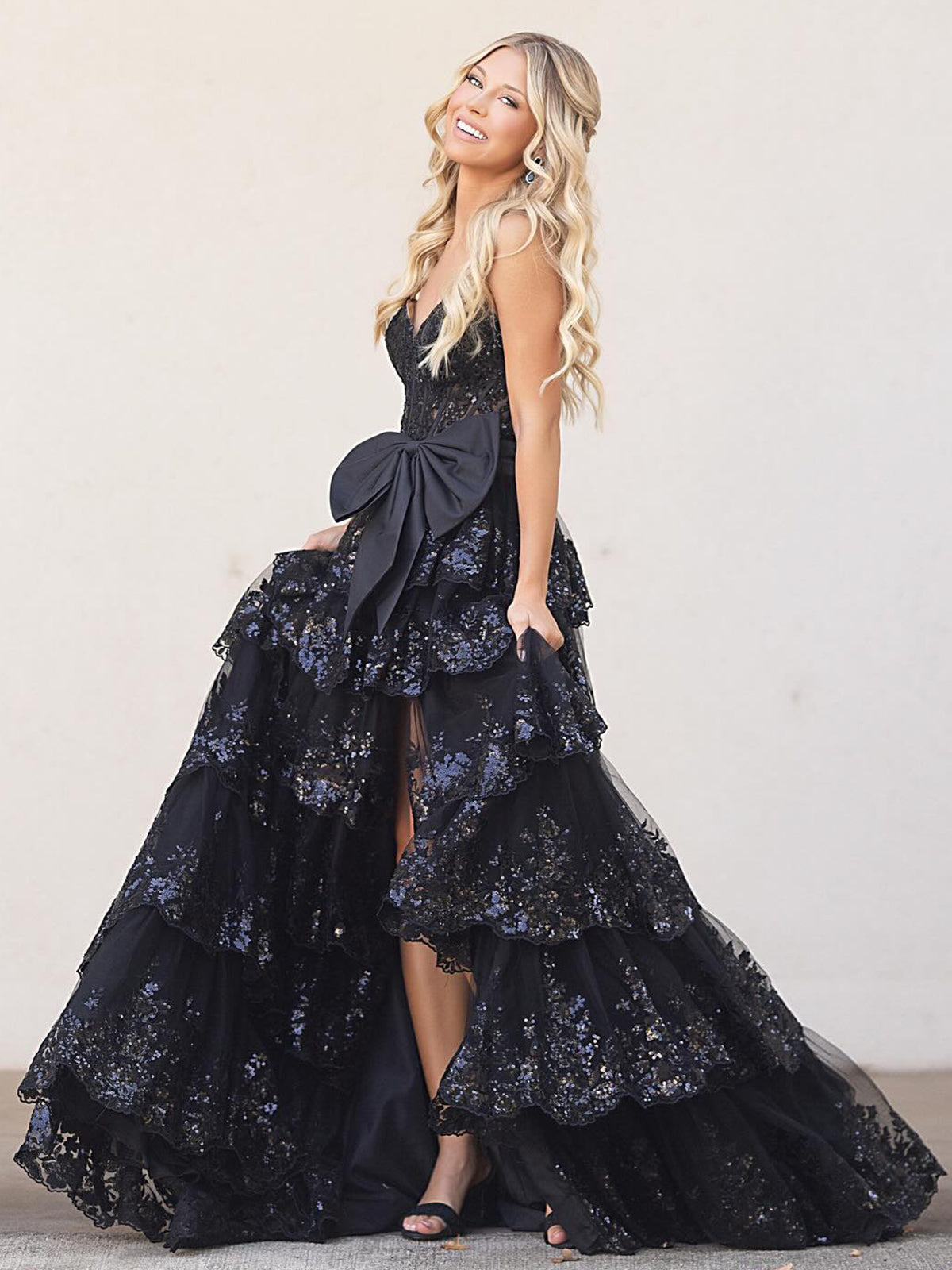 Sweetheart Light Blue Lace Appliques Ruffle Long Formal Gown