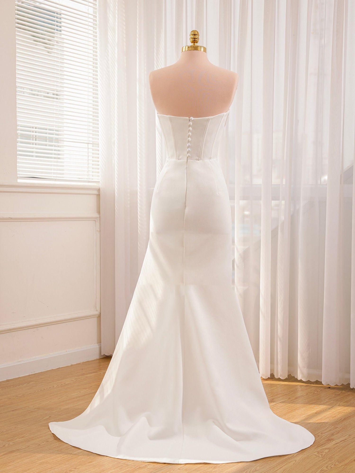 Mermaid Strapless Satin Wedding Dress With Convenient Detachable Skirt