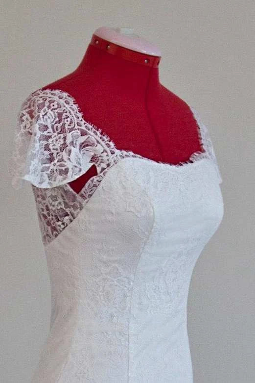 Tulle Satin Bowed Lace Zipper Wedding Dress